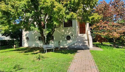 Villa in centro
